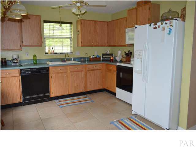 6615 Frank Reeder Road Pensacola, FL 32526 - Photo 5 of 13 Eat-in Kitchen and all appliances stay with home.(Dining Area photo coming)
