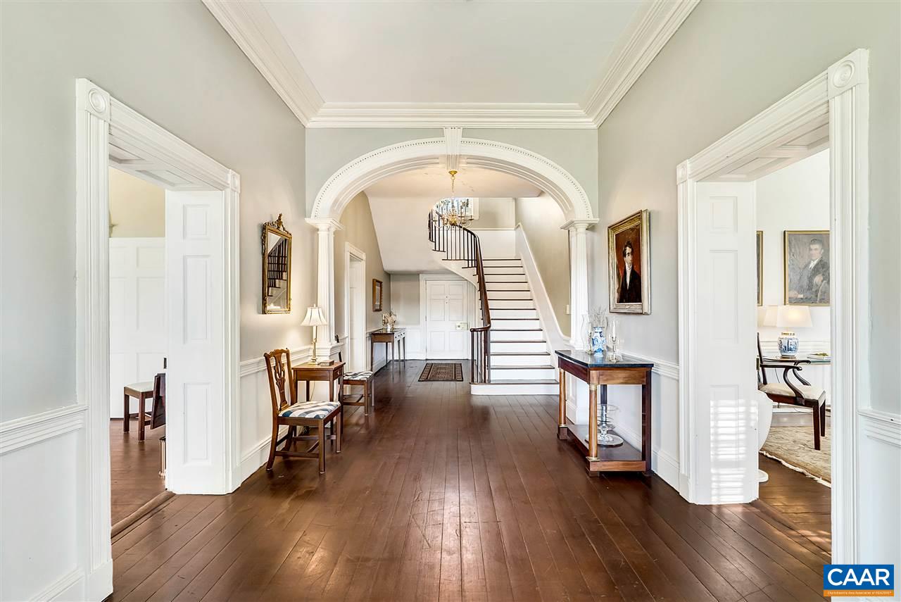 8183 Fox Groves Road Remington, VA 22734 - Photo 11 of 46 Gallery Image 11