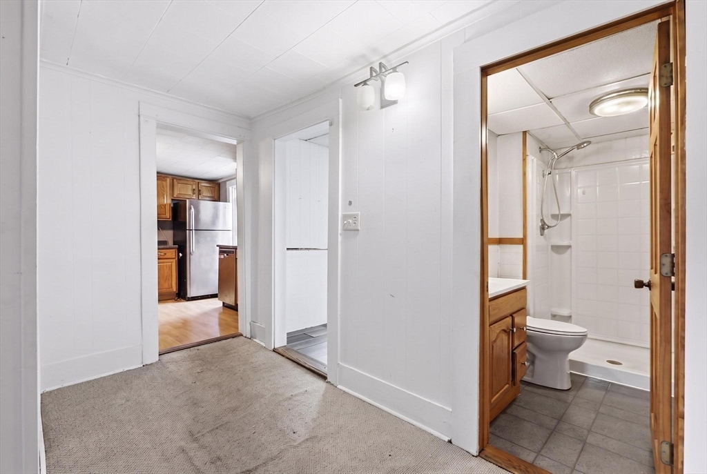 214 High Street Webster, MA 01570 - Photo 12 of 42