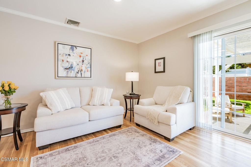 18721 Doty Avenue Torrance, CA 90504 - Photo 13 of 63