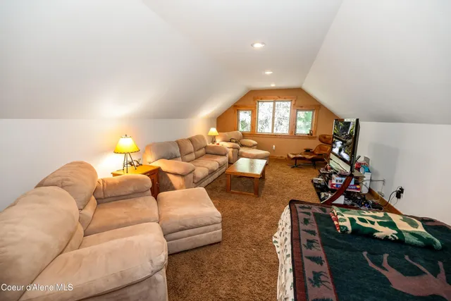 $820,000 | 209 West Missouri Street, Coolin, ID 83821