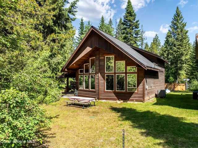 $820,000 | 209 West Missouri Street, Coolin, ID 83821