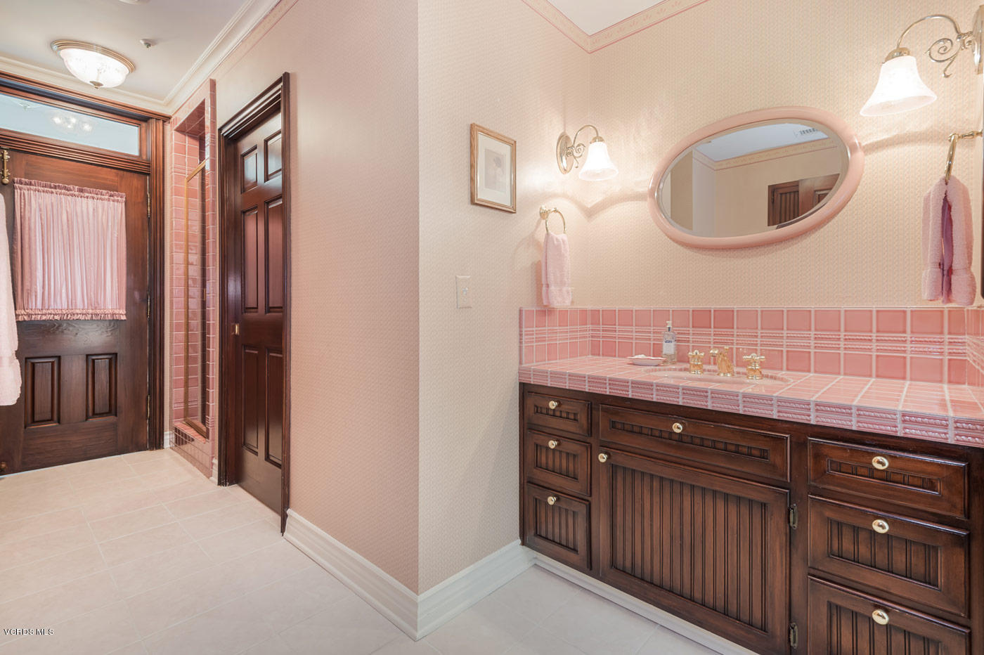 1607 Upper Ranch Road Westlake Village, CA 91362 - Photo 40 of 58 1607-UpperRanch-WestlakeVillage-guest-ba