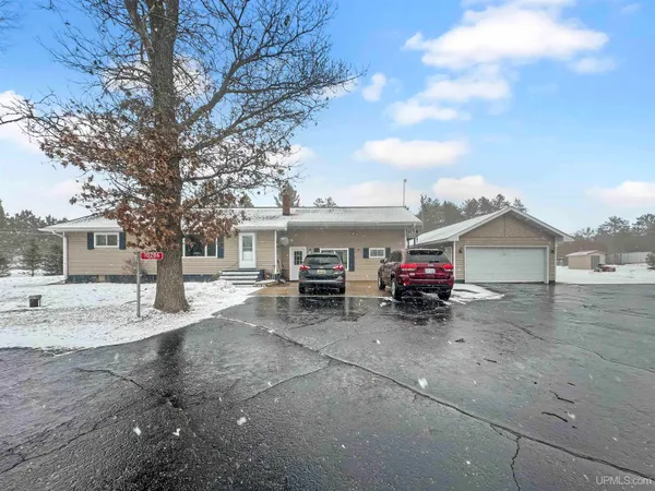 $359,900 | 10286 Highway 2, Rapid River, MI 49878