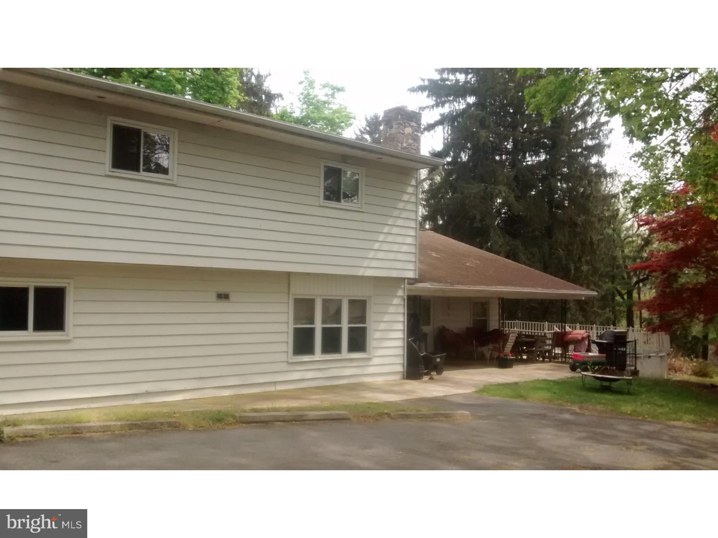 3431 River Road Reading, PA 19605 - Photo 8 of 25