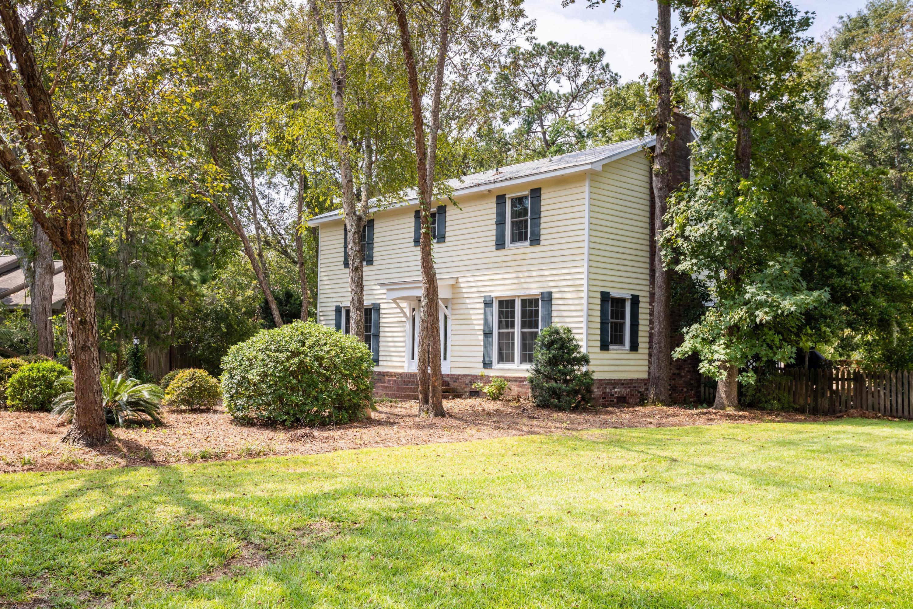 805 Farm Quarter Road Mount Pleasant, SC 29464 - Photo 23 of 23 2. Front
