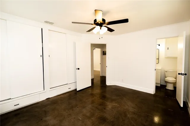 a view of an entryway