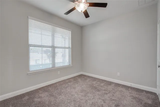 $2,900 | 12816 Oak Falls Drive, Pearland, TX 77584