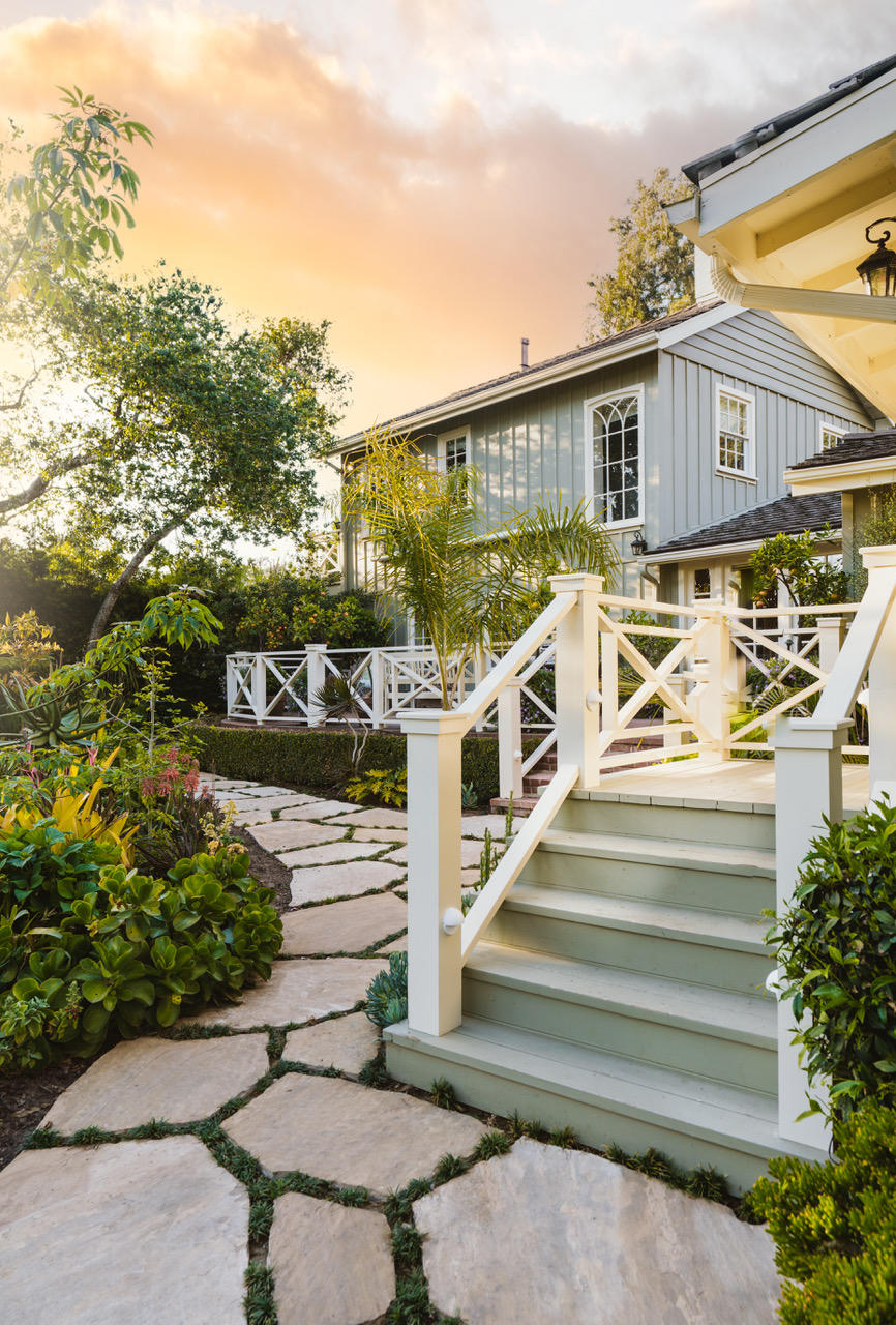 1077 Summit Road Santa Barbara, CA 93108 - Photo 32 of 49 a view of a house with a park