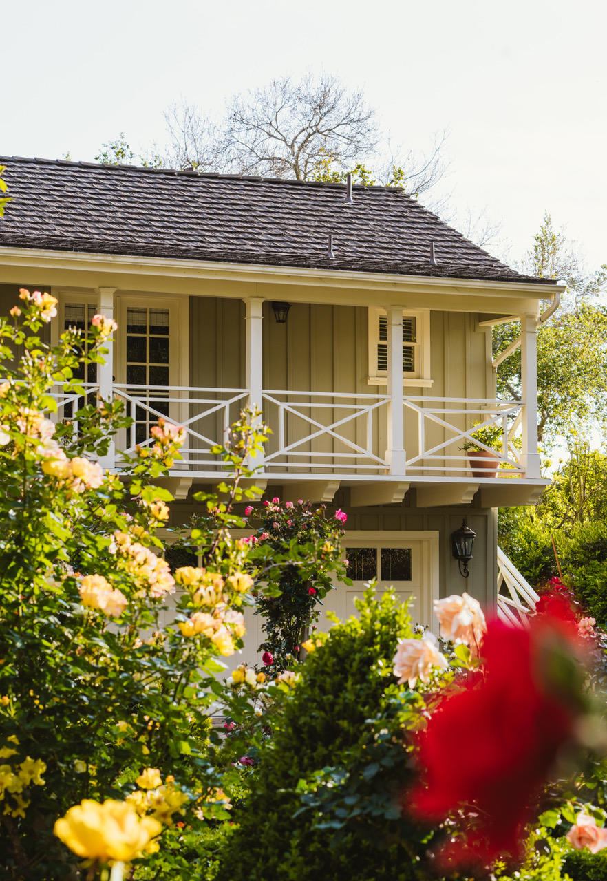 1077 Summit Road Santa Barbara, CA 93108 - Photo 4 of 49 front view of a house with a yard