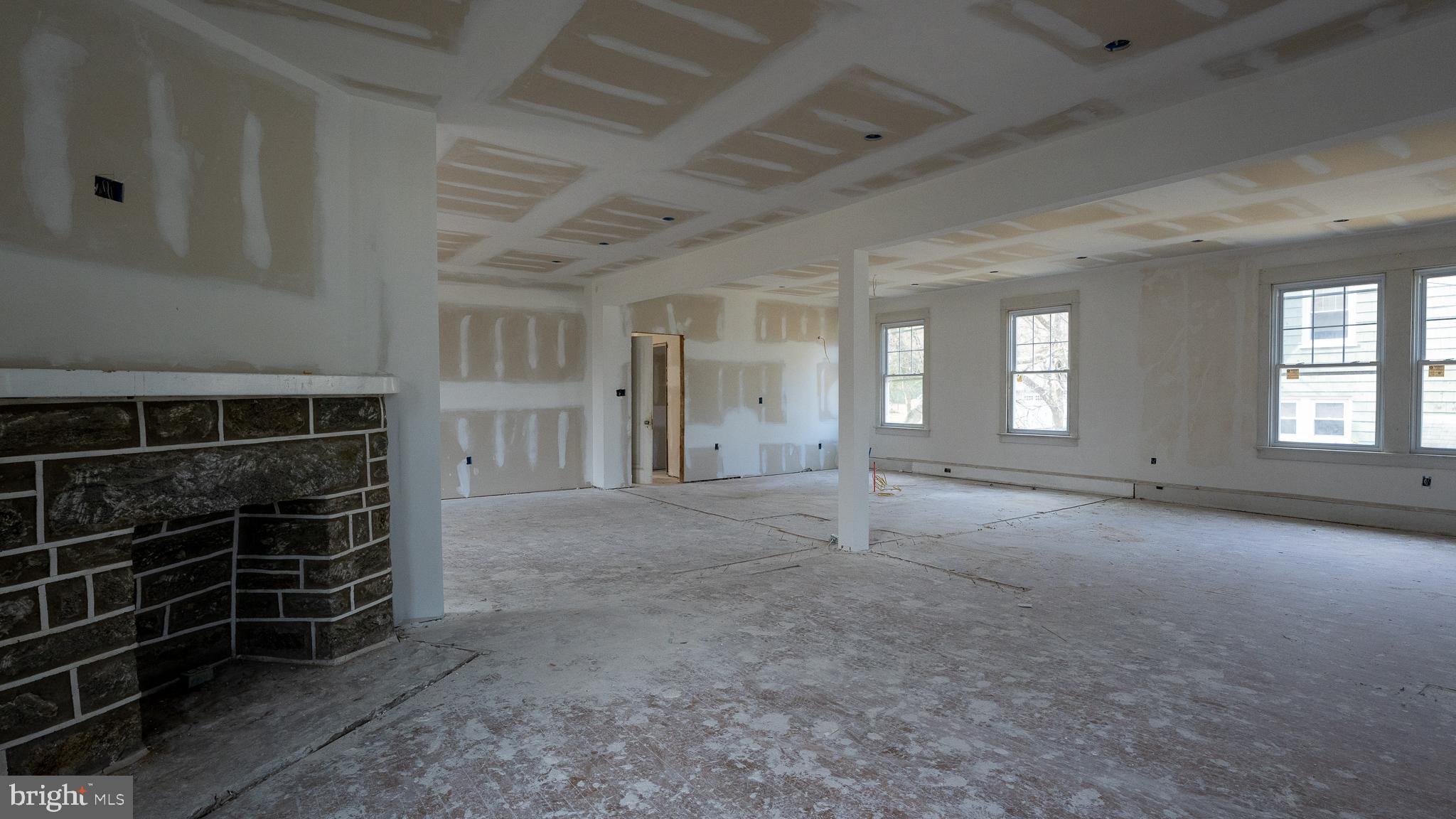 863 Edge Hill Road Glenside, PA 19038 - Photo 2 of 50