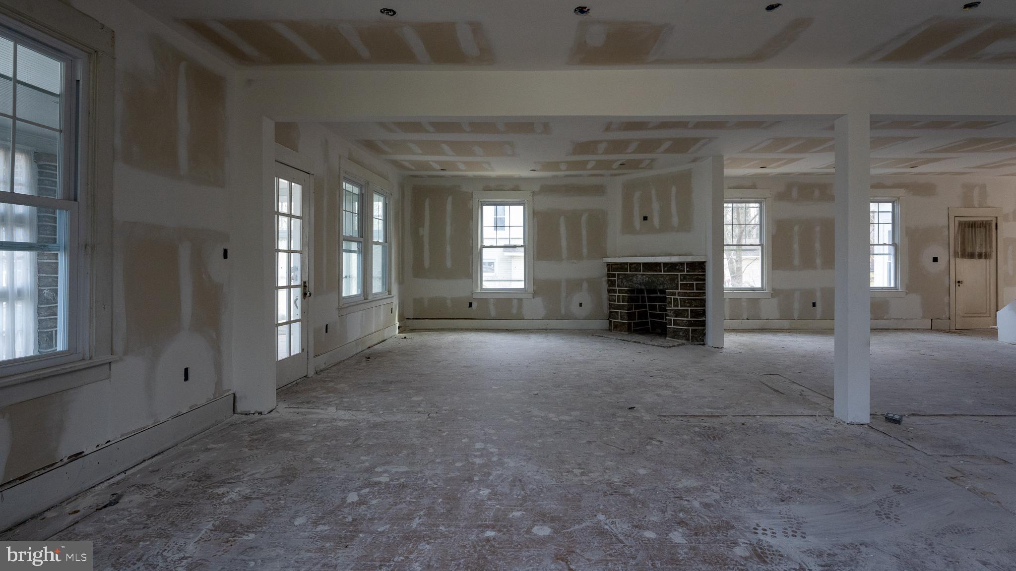 863 Edge Hill Road Glenside, PA 19038 - Photo 6 of 50