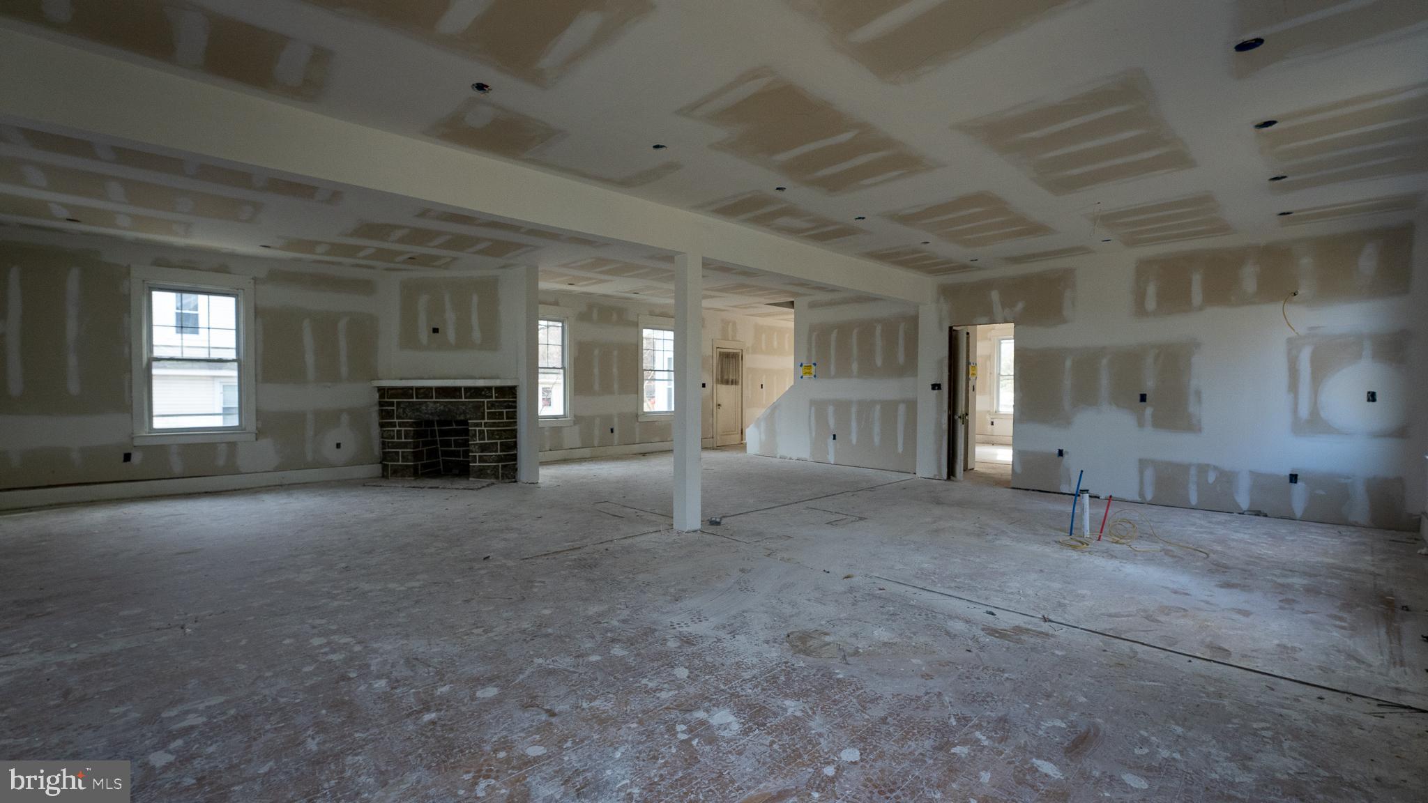 863 Edge Hill Road Glenside, PA 19038 - Photo 7 of 50