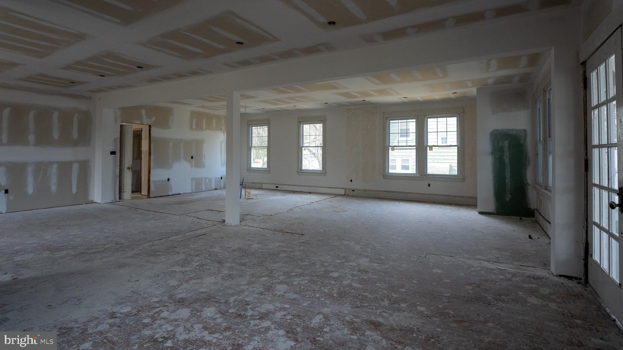 863 Edge Hill Road Glenside, PA 19038 - Photo 8 of 50