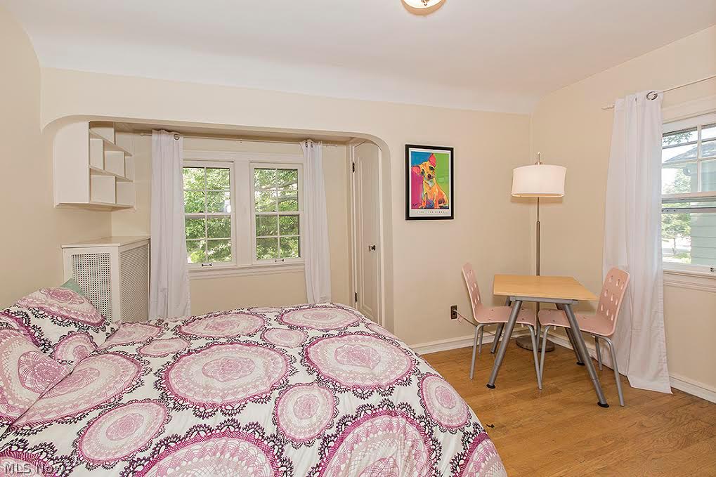 3281 Aberdeen Road Cleveland, OH 44120 - Photo 16 of 24