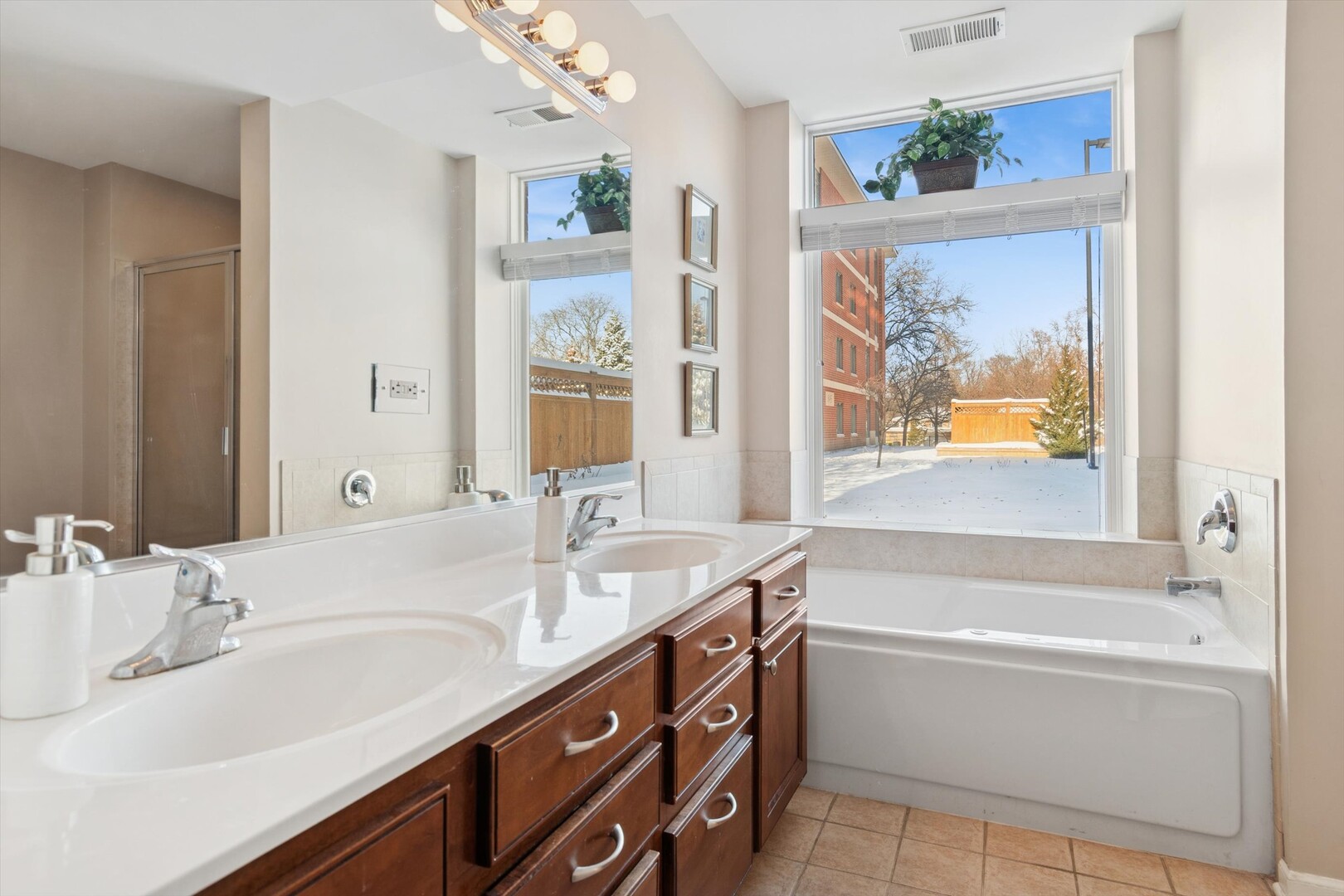 855 East 22nd Street, Unit 104 Lombard, IL 60148 - Photo 11 of 16