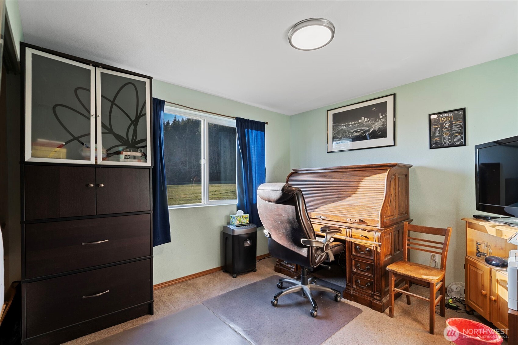 146 Rocky Lane Chehalis, WA 98532 - Photo 24 of 40 a view of a workspace with furniture