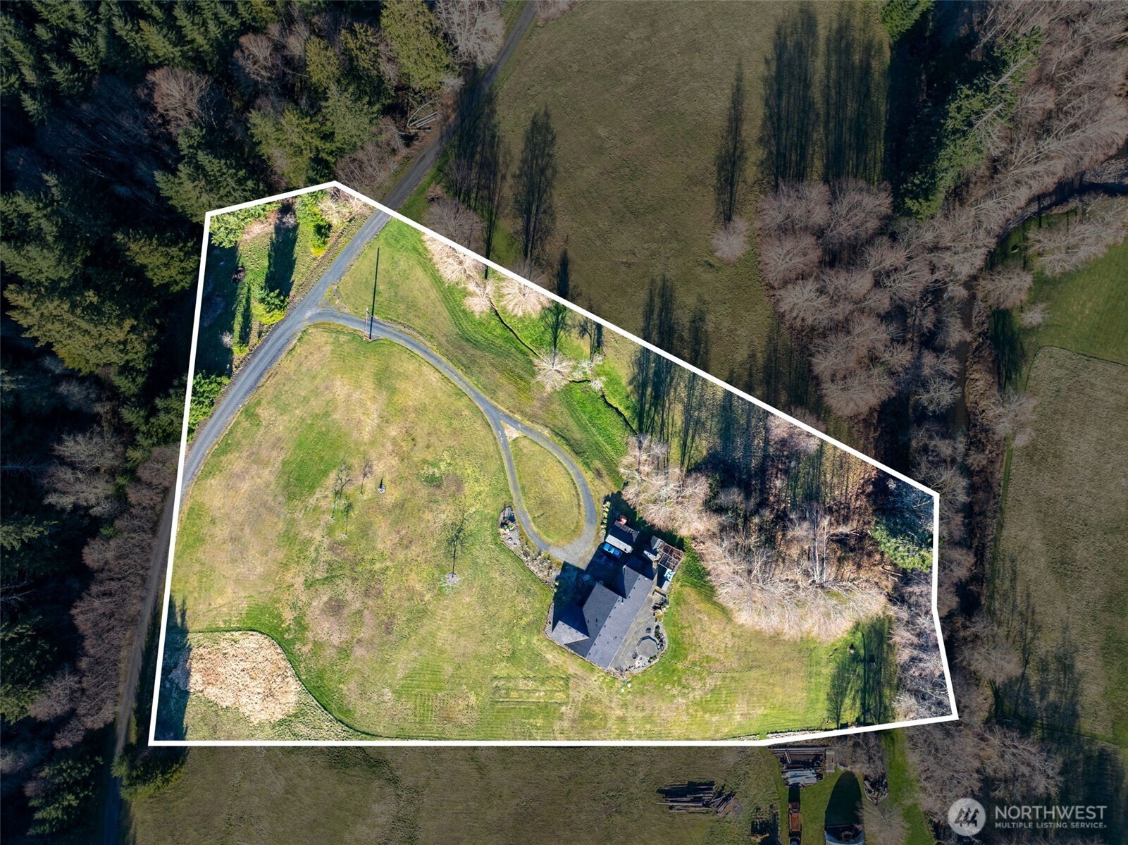 146 Rocky Lane Chehalis, WA 98532 - Photo 3 of 40 a view of swimming pool with a garden