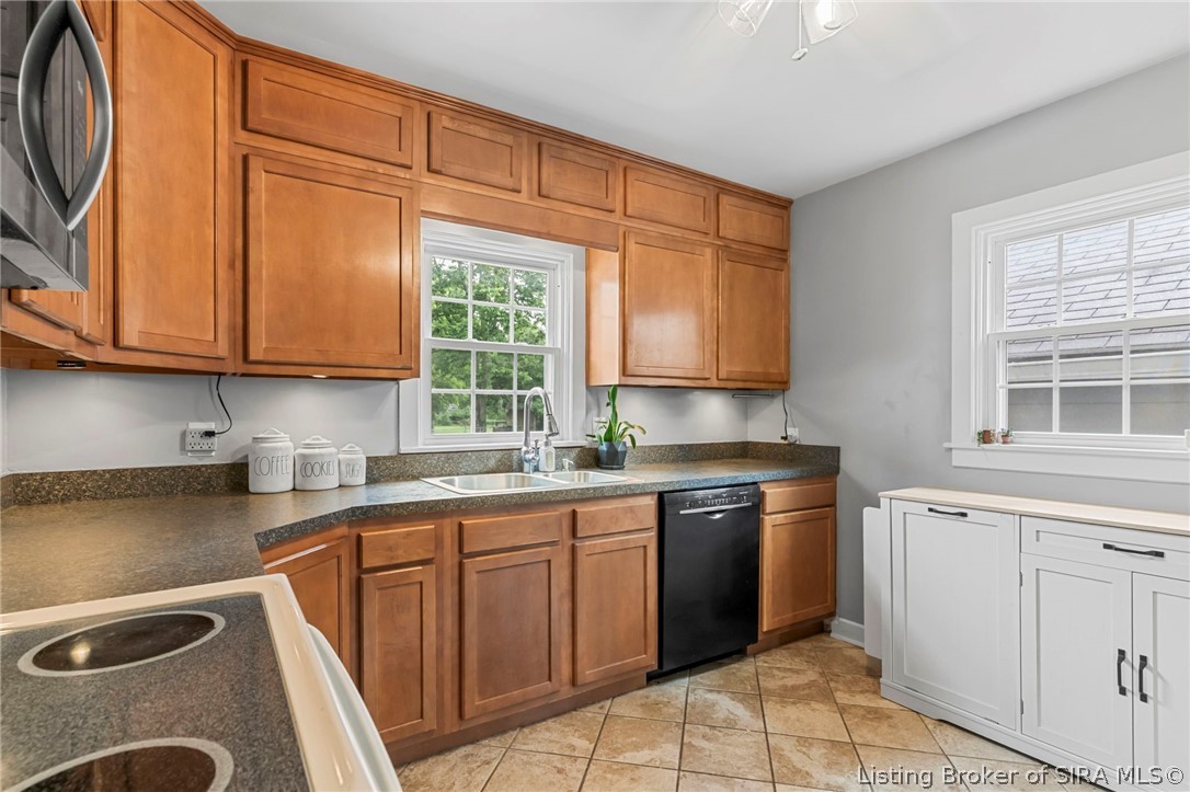 246 East Crowe Street Hanover, IN 47243 - Photo 12 of 28