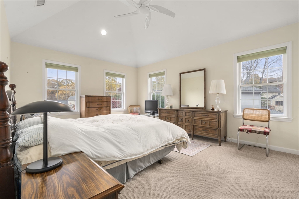 20 Beauregard Circle Marlborough, MA 01752 - Photo 14 of 37