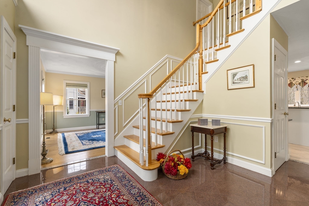 20 Beauregard Circle Marlborough, MA 01752 - Photo 2 of 37