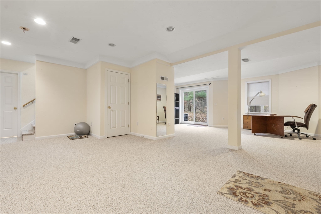 20 Beauregard Circle Marlborough, MA 01752 - Photo 23 of 37