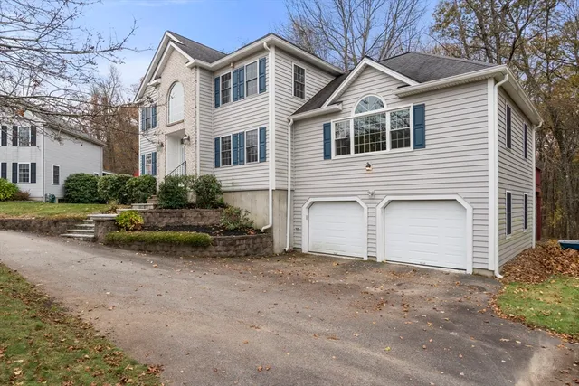 $945,000 | 20 Beauregard Circle, Marlborough, MA 01752