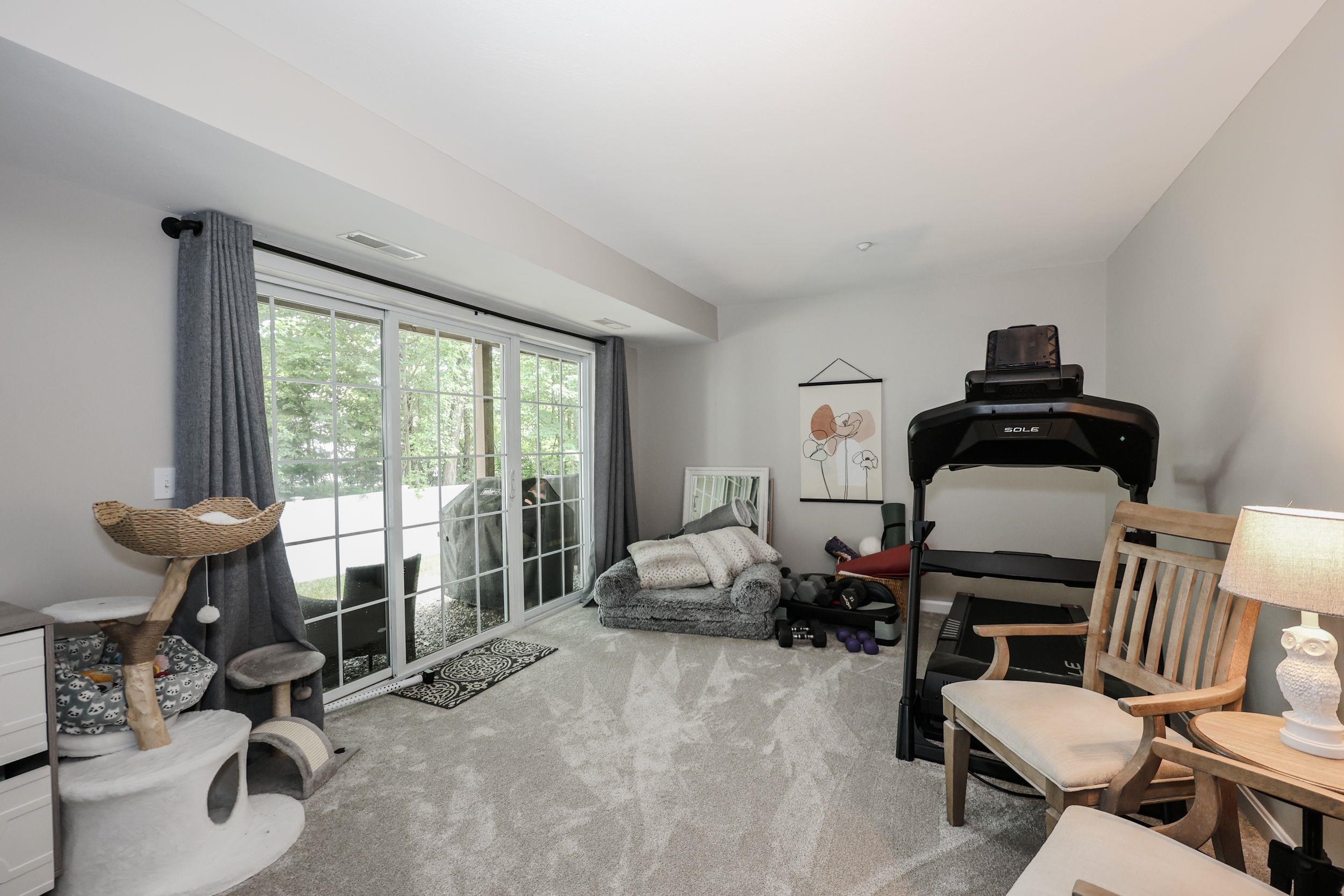 23 Hackett Hill Road, Unit 41 Manchester, NH 03102 - Photo 33 of 41