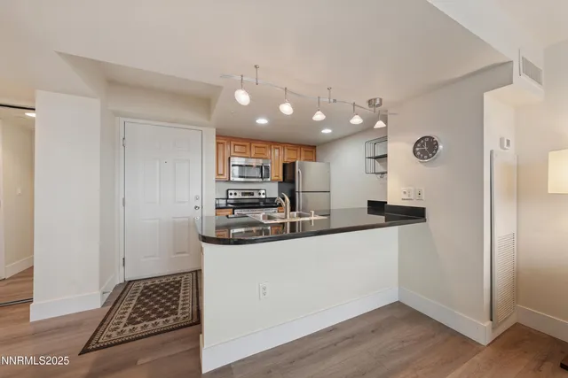$194,900 | 450 North Arlington Avenue, Unit 308, Reno, NV 89503