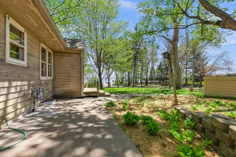 $395,000 | 1990 Spates Avenue, Orono, MN 55391