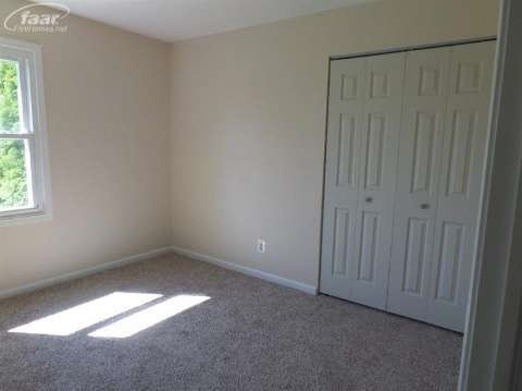 15257 Hogan Road Linden, MI 48451 - Photo 8 of 18 20399201-7.JPG