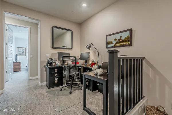 $455,000 | 4077 South Sabrina Drive, Unit 70, Chandler, AZ 85248