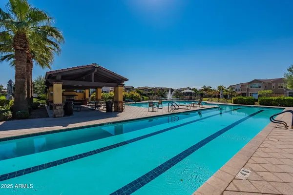 $455,000 | 4077 South Sabrina Drive, Unit 70, Chandler, AZ 85248