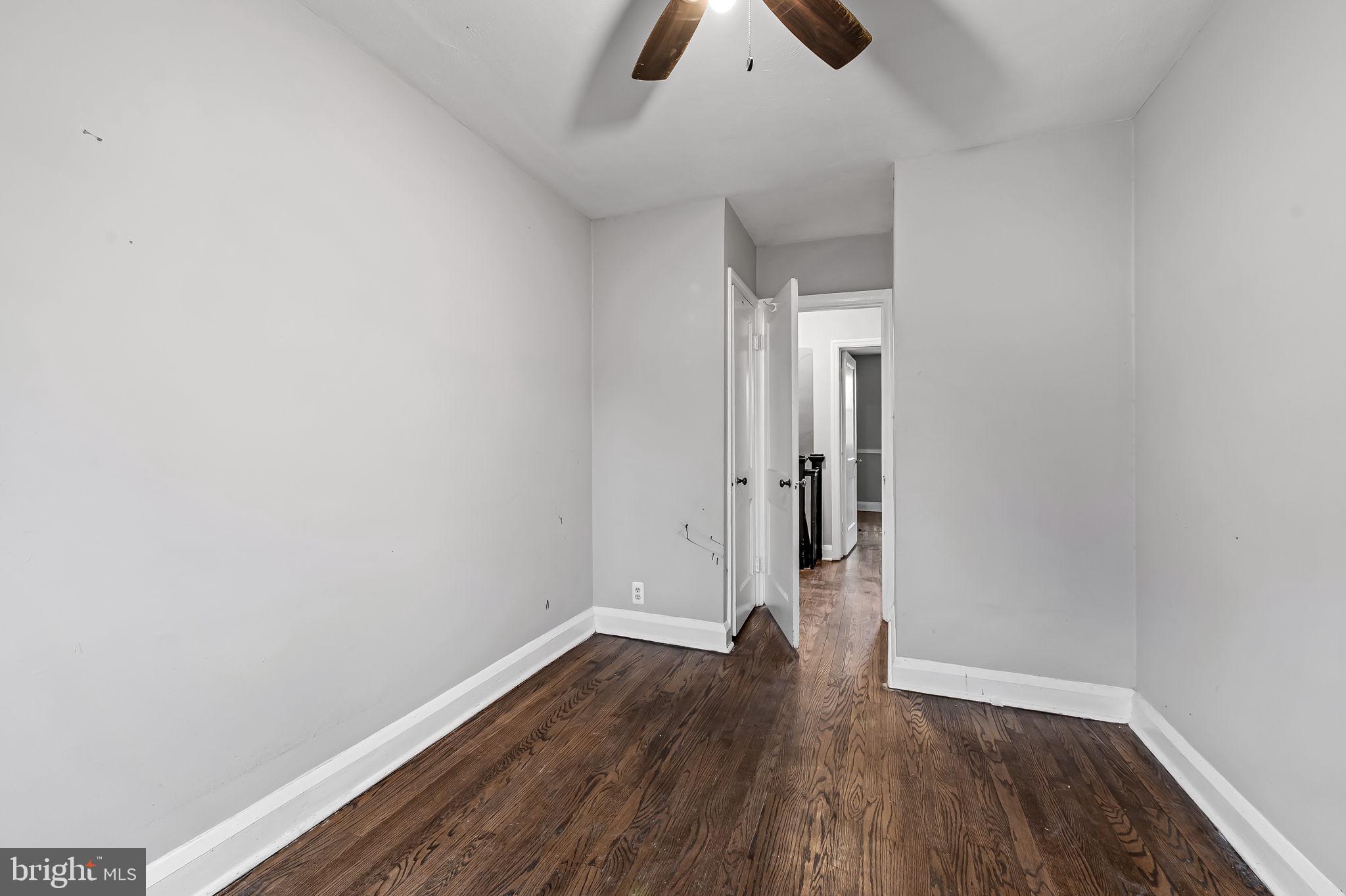 118 Cherrydell Road Catonsville, MD 21228 - Photo 14 of 34 Upper Level - Bedroom 1