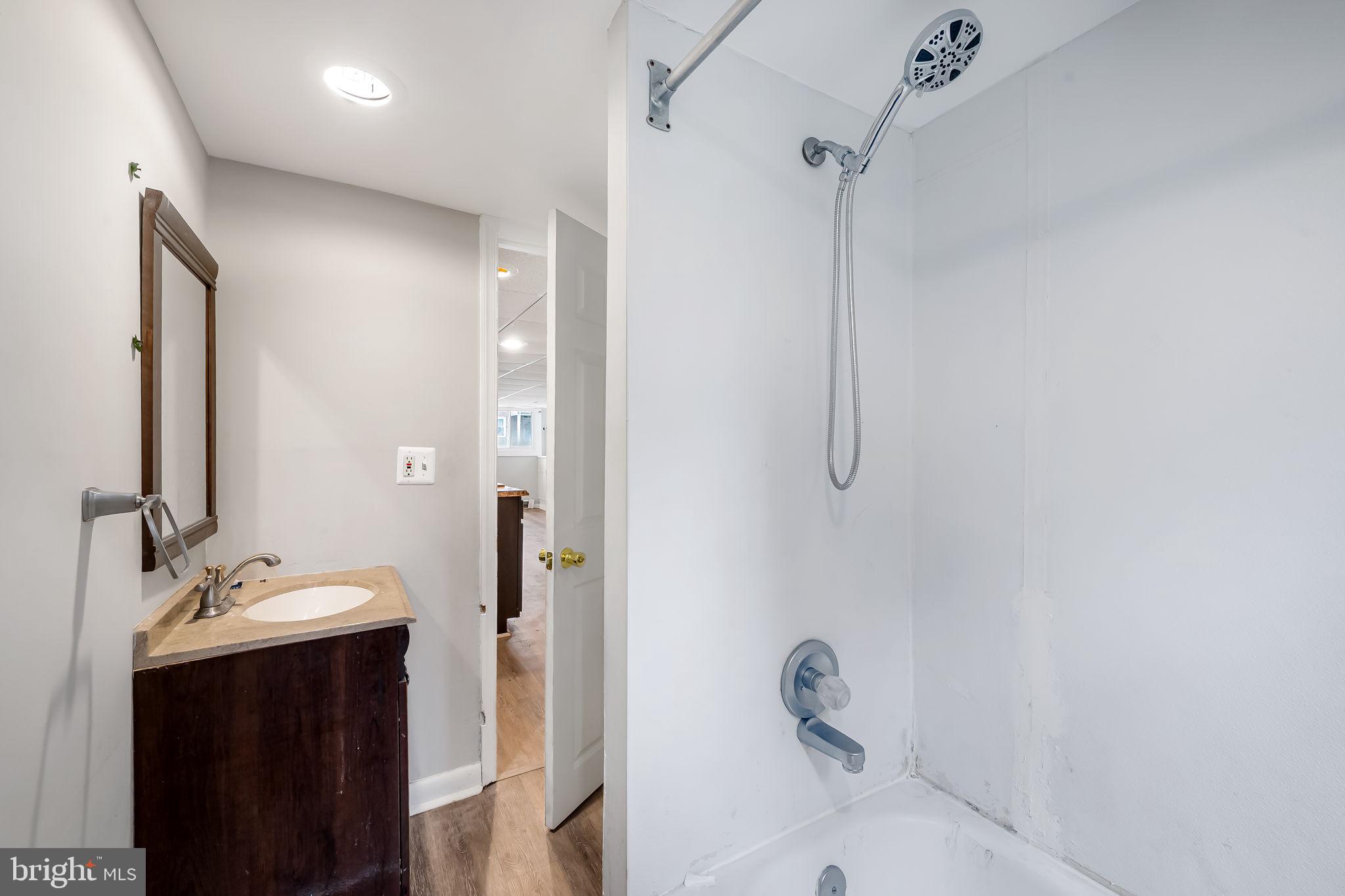 118 Cherrydell Road Catonsville, MD 21228 - Photo 29 of 34 Lower Level - Bathroom