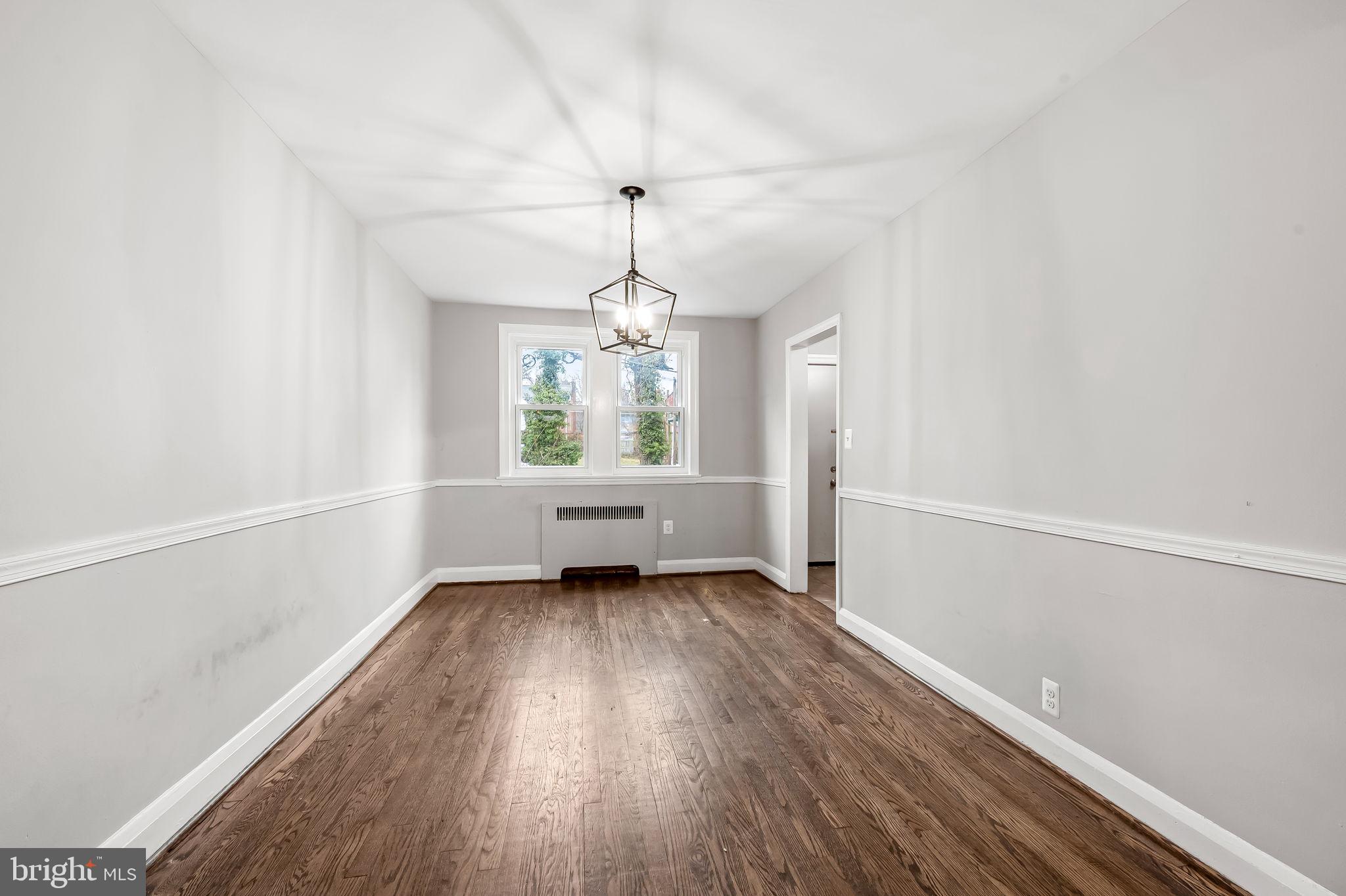 118 Cherrydell Road Catonsville, MD 21228 - Photo 7 of 34 Dining Area