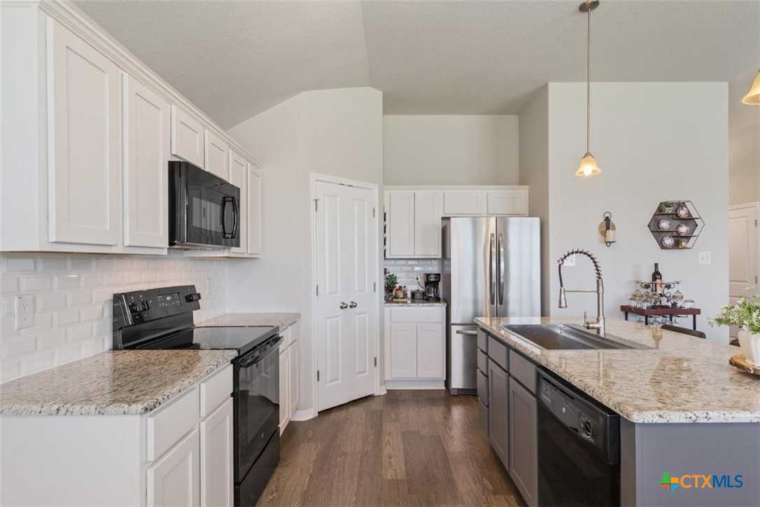 1030 Spring Terrace Loop Temple, TX 76502 - Photo 8 of 25 Gallery Image 8