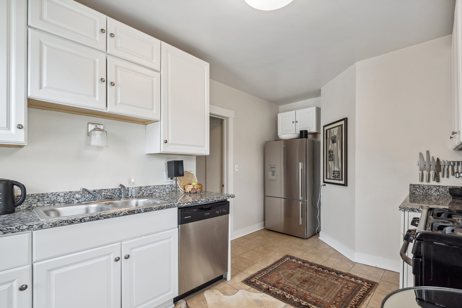 1099 Tower Road, Unit 2 Winnetka, IL 60093 - Photo 6 of 26