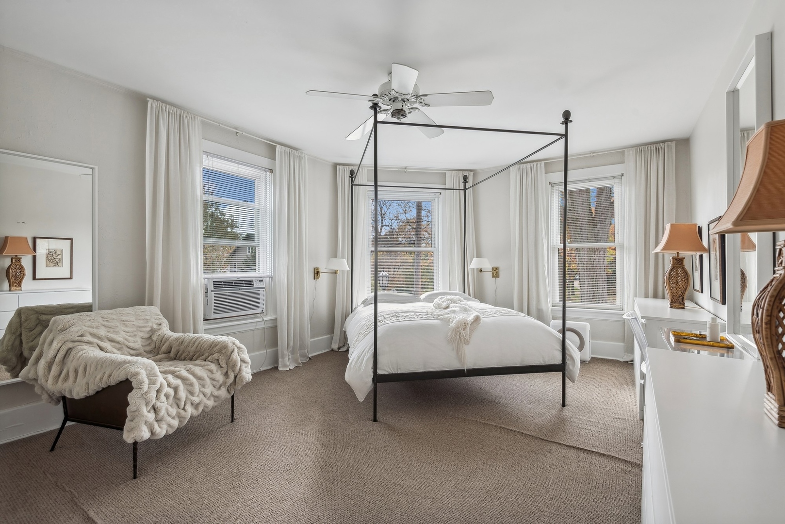 1099 Tower Road, Unit 2 Winnetka, IL 60093 - Photo 9 of 26