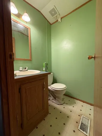 $46,000 | 22 Hawthorne Lane, Colchester, VT 05446