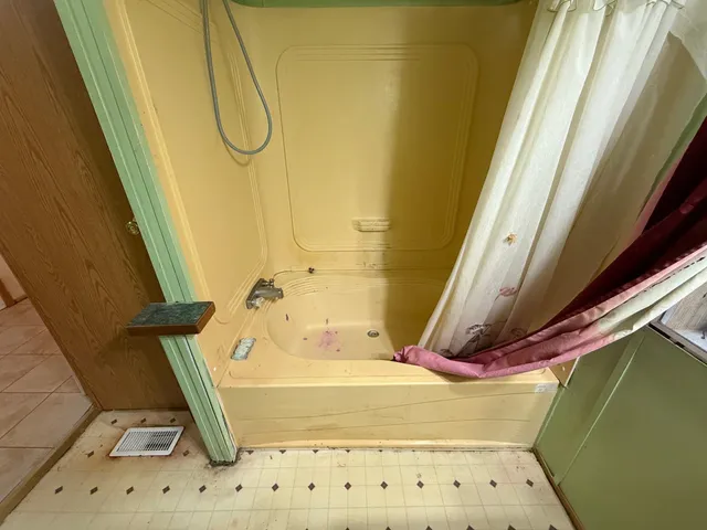 $46,000 | 22 Hawthorne Lane, Colchester, VT 05446