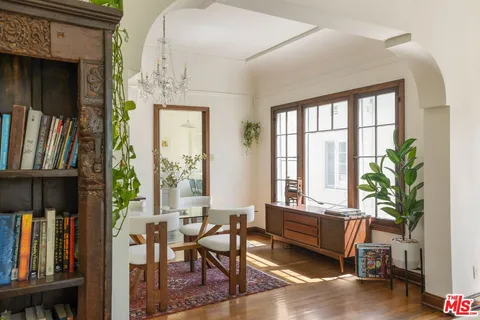 $2,795,000 | 326 North Sycamore Avenue, Los Angeles, CA 90036