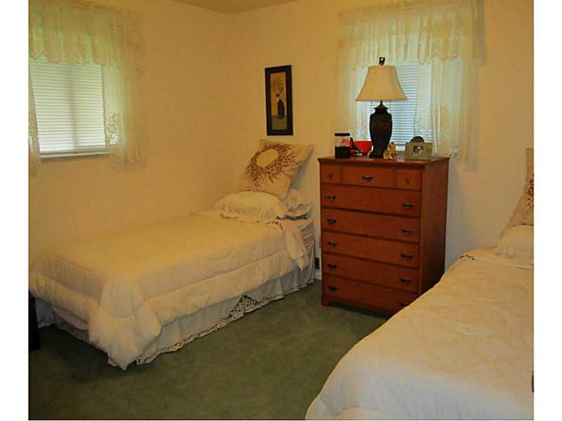 613 Rose Street Apollo, PA 15613 - Photo 11 of 18 Bedroom.
