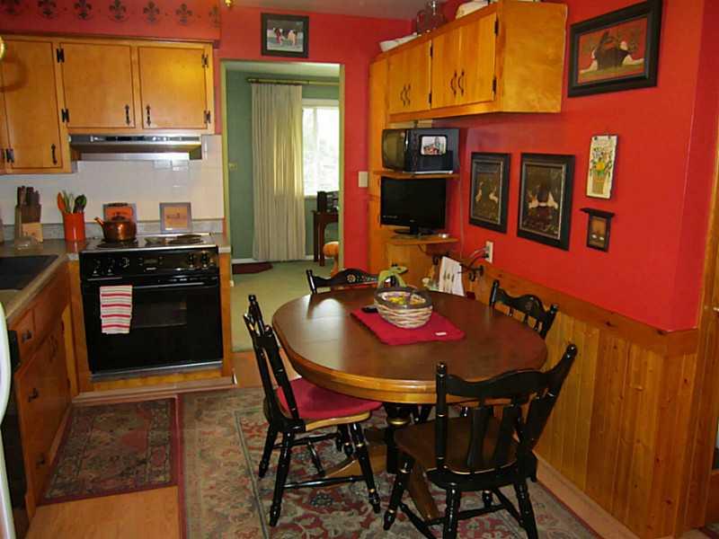 613 Rose Street Apollo, PA 15613 - Photo 6 of 18 Kitchen.