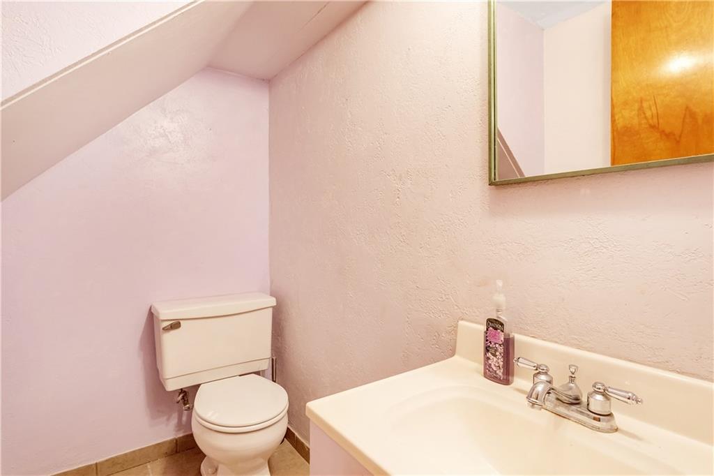 1685 Brodhead Road, Unit 2 Coraopolis, PA 15108 - Photo 20 of 25 Gallery Image 20