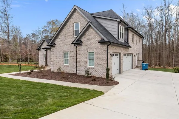 $849,900 | 8158 Rob Roy Drive, Summerfield, NC 27358