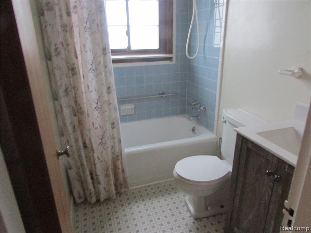 1441 South Telegraph Road Dearborn, MI 48124 - Photo 10 of 11