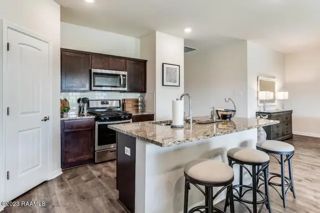 $3,500 | 406 Starlight Drive, Lafayette, LA 70501