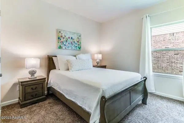 $3,500 | 406 Starlight Drive, Lafayette, LA 70501