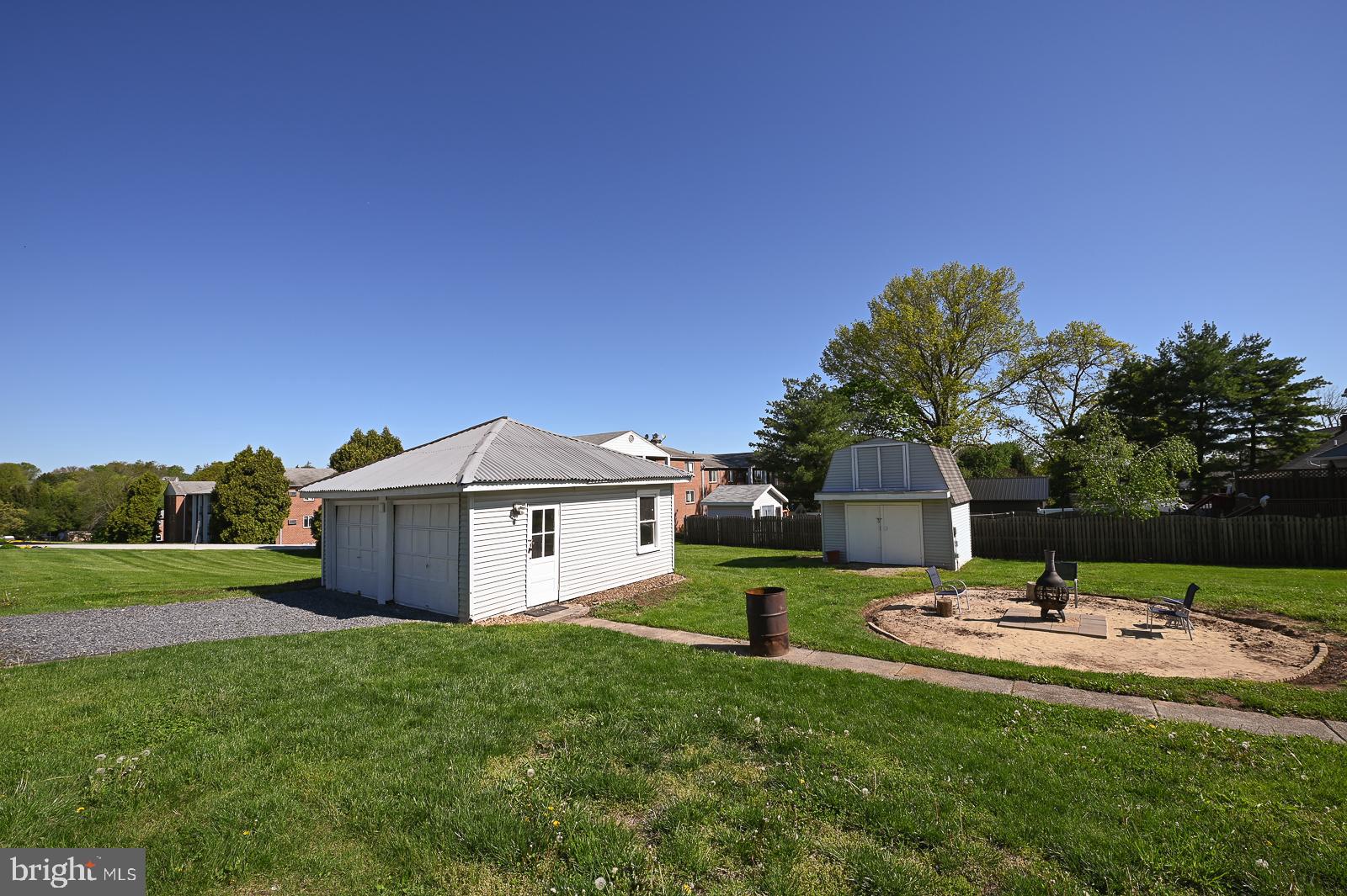 341 Washington Street Spring City, PA 19475 - Photo 6 of 56